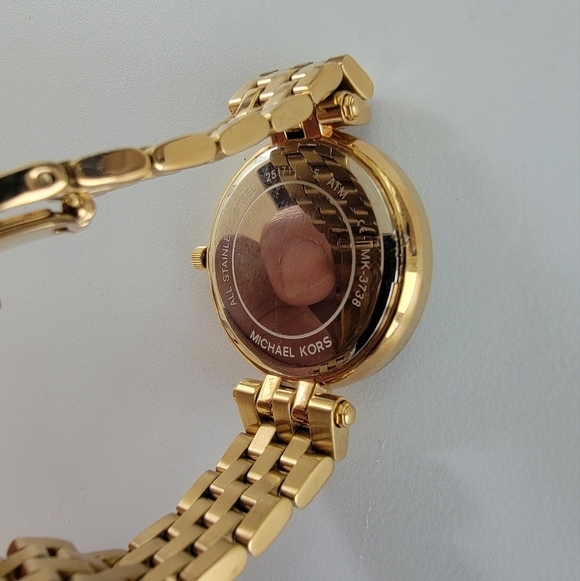 Michael Kors Mini Darci Pave Gold Tone Ladies Watch - Picture 12 of 12